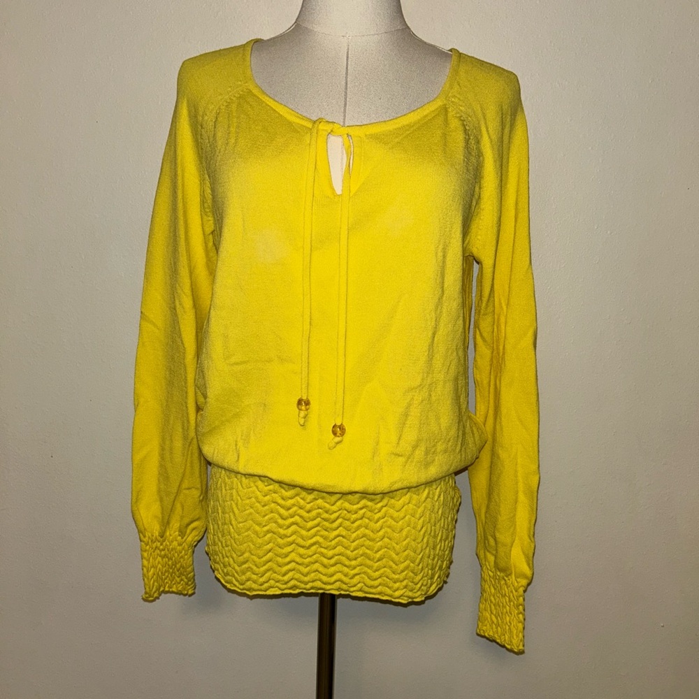 💛Cache Yellow Top💛 - Picture 2 of 10